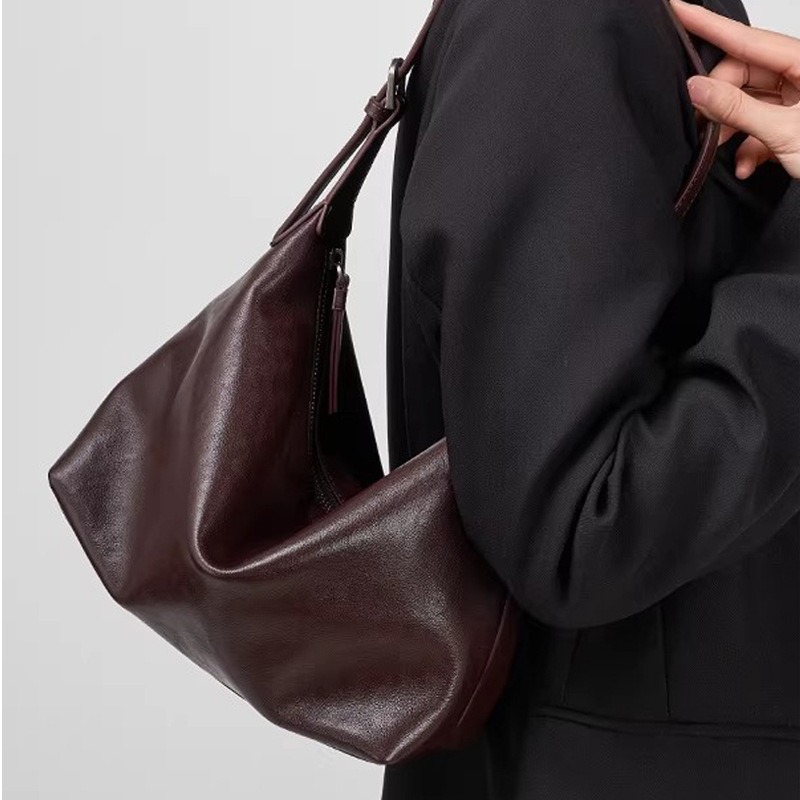 Genuine Leather Underarm Bag f - Leatherwork Logo 评论和价格