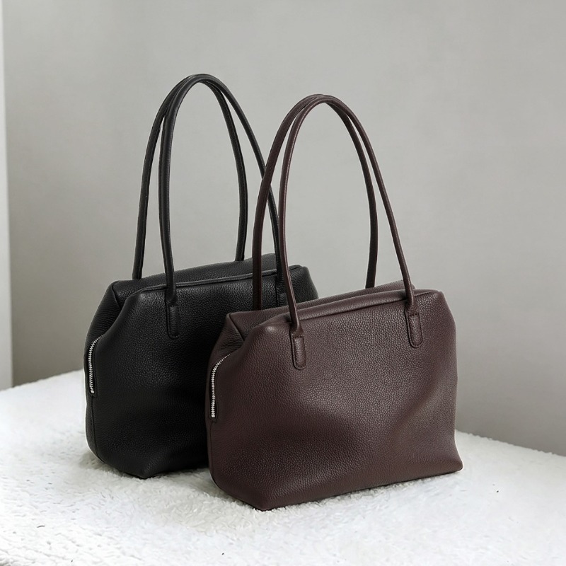 Women's Shoulder Tote Bag Eleg - Leatherwork Logo 评论和价格